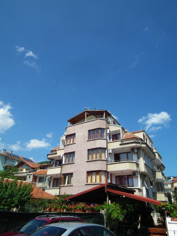 Guest House Olimpiya Sveti Vlas Ngoại thất bức ảnh