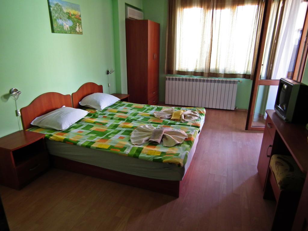 Guest House Olimpiya Sveti Vlas Ngoại thất bức ảnh